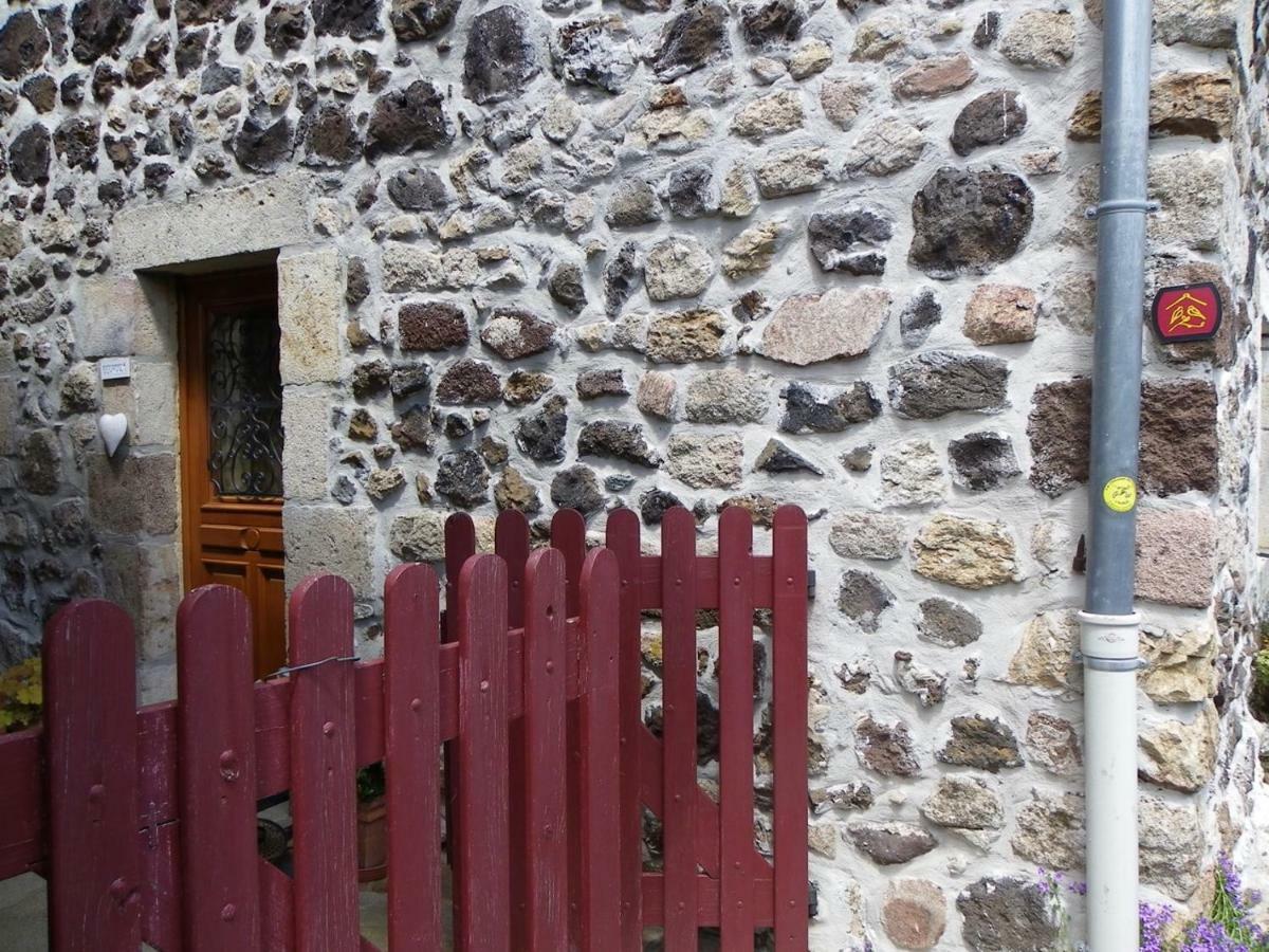 Le Cabanon Bed & Breakfast Thueyts Oda fotoğraf